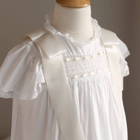 White Heirloom Dress Vintage Lace Ivory Satin Flower Girl Special Occasion - Picture 2 of 7